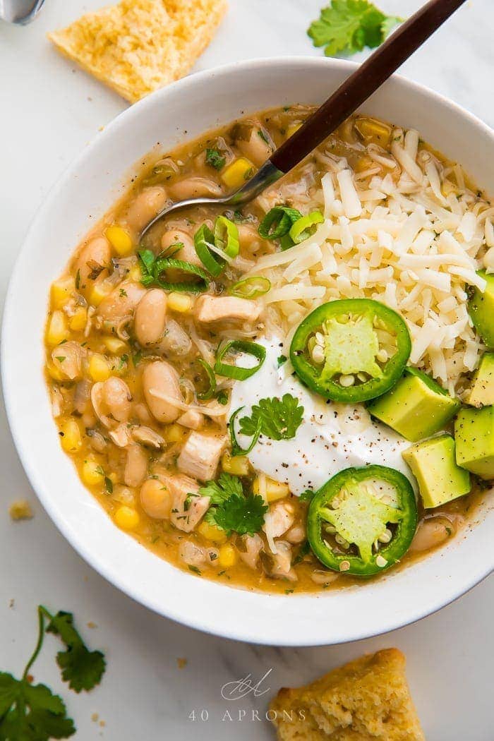Easy White Bean Chili: Hearty Flavor for Weeknights & Game Day Meals